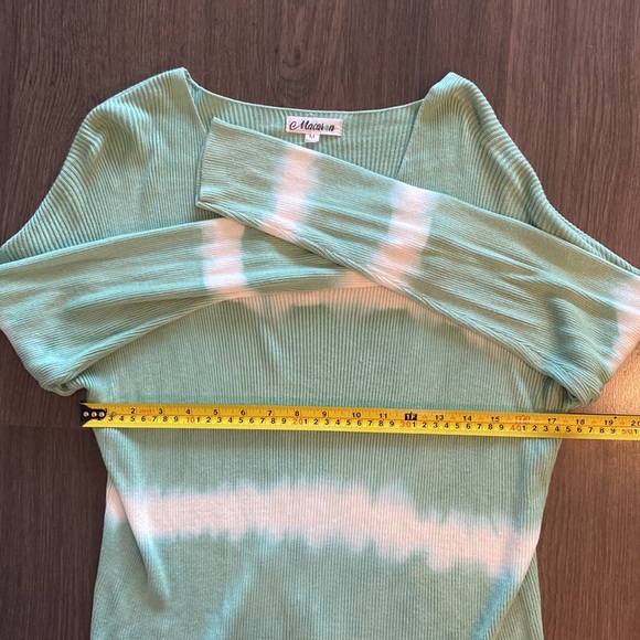 Macaron Tie Dye Knit - Picture 3 of 6